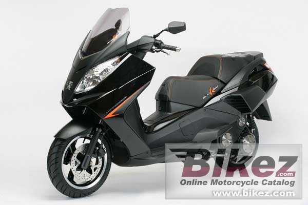 Big Peugeot blacksat 125 picture and wallpaper from Bikez.com